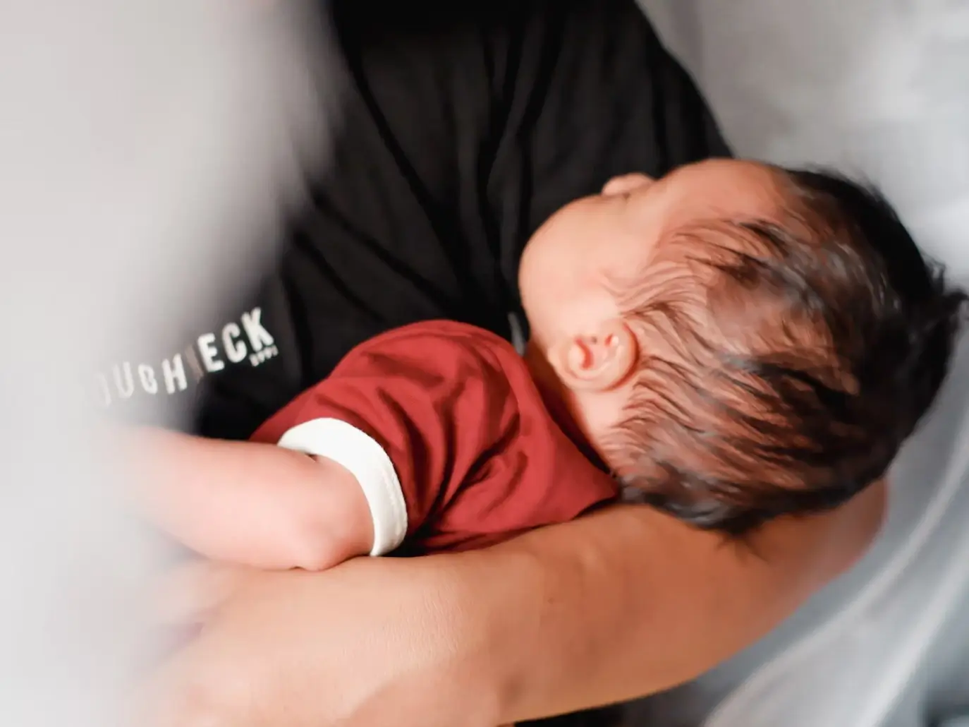 Top 5 surrogacy destinations for residents of France